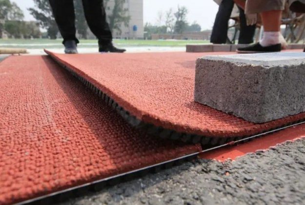 塑膠跑道施工